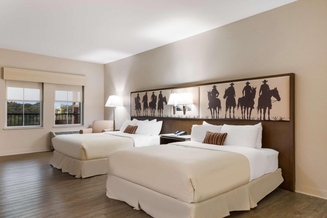 Best Western Bandera Suites & Saloon Екстер'єр фото